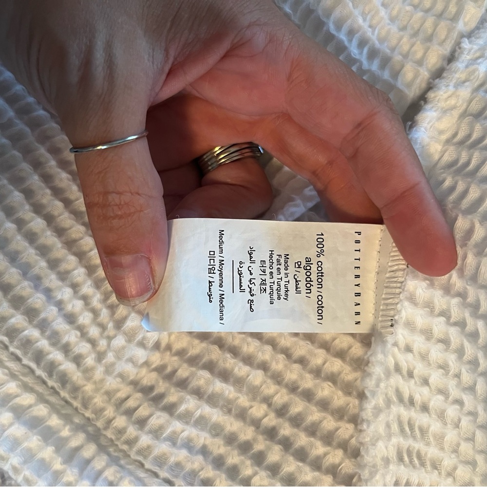 Pottery Barn  White Waffle Women’s Robe size large. 100% cotton. - Picture 6 of 7
